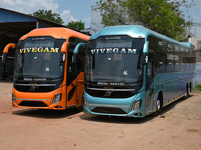 Vivegam Travels bus