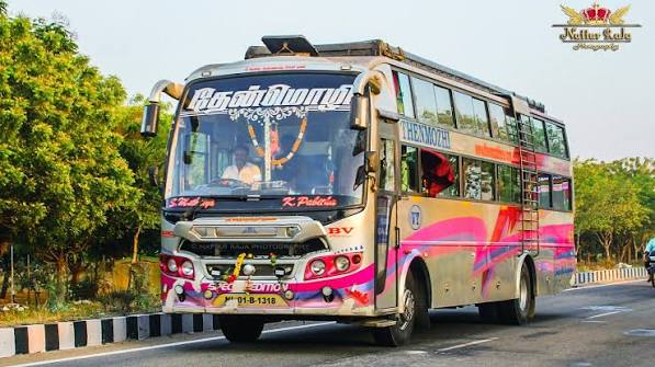 Thenmozhi Travels bus